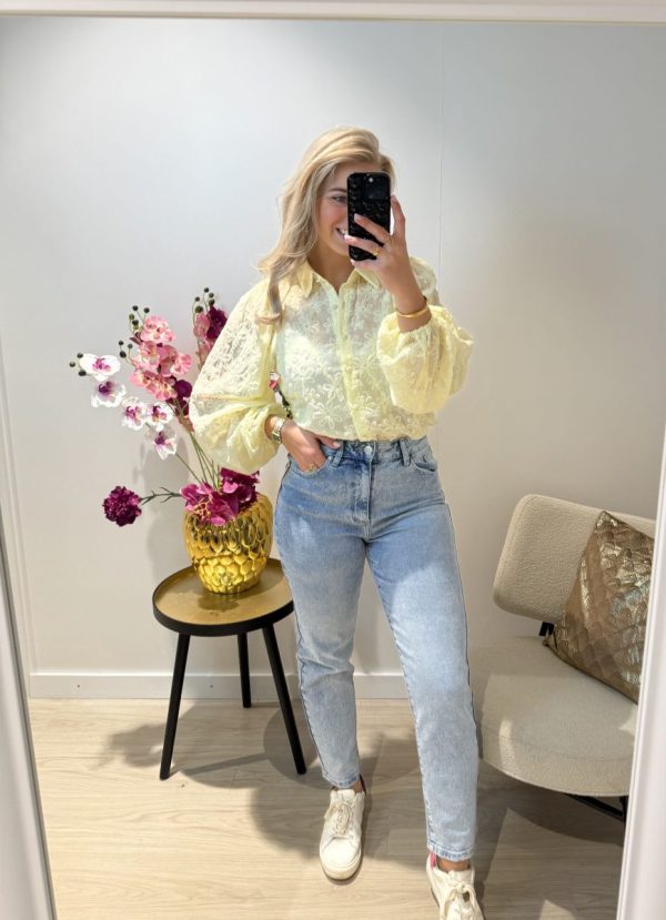 Kyra Mom Jeans - Queen Hearts