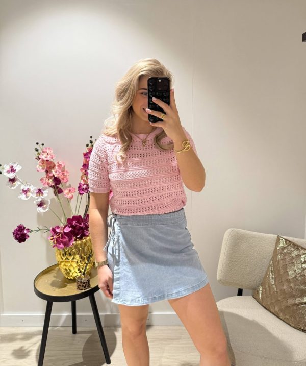 Nora Skort - Redial