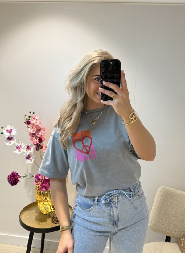 Love Is Air T-Shirt - Grey