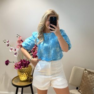 Short Laila