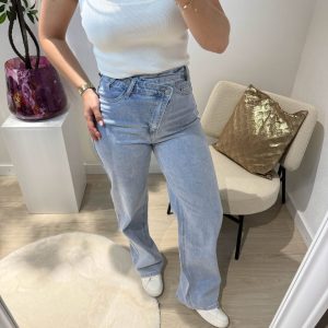 Noor Straight Leg Jeans - Redial